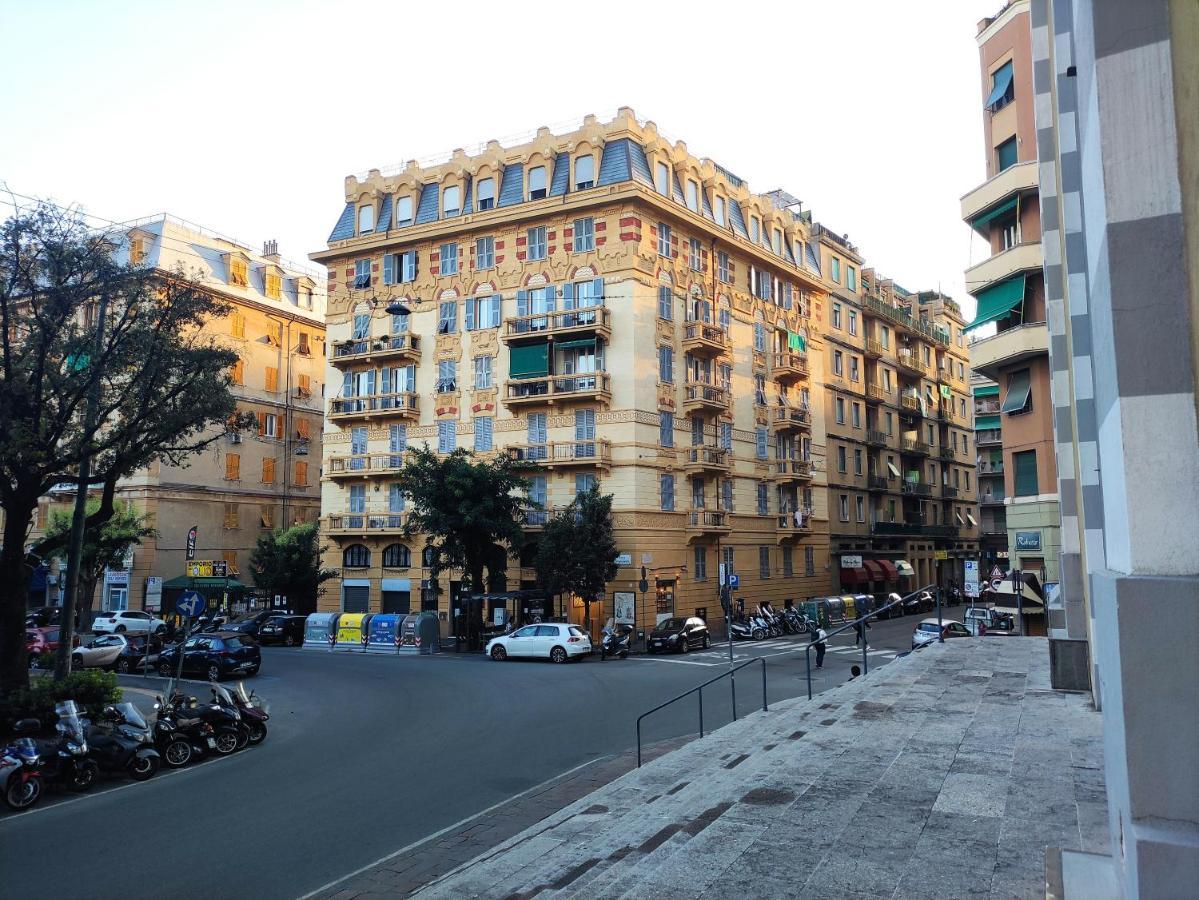 Il Rifugio Del Marinaio Apartment Genoa Luaran gambar